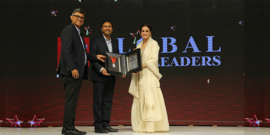 Mindspace Outsourcing Pvt. Ltd. Cofounders Kshitij Jain and Manish Jindal wins ET Global Indian Leaders Awards 2022
